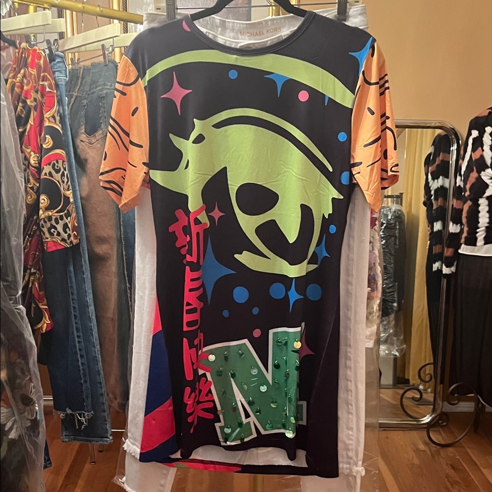 Multicolor Graphic Tunic!